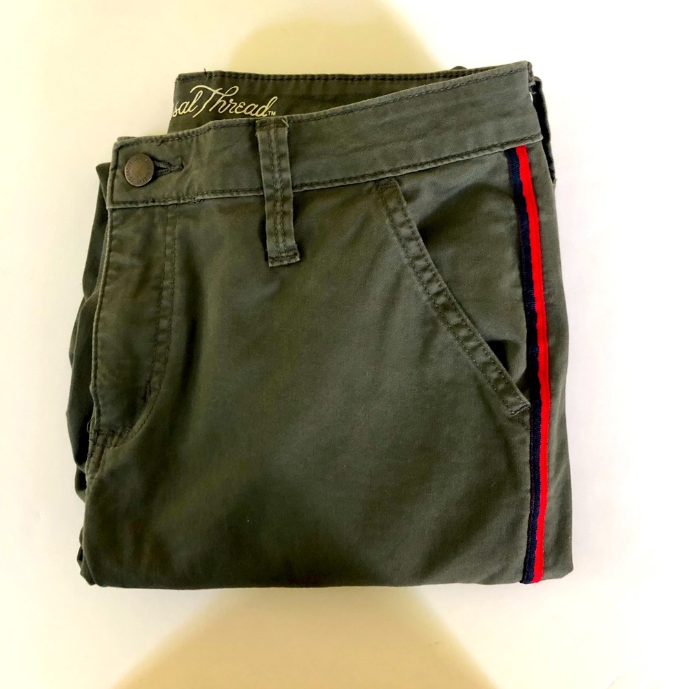 Women’s Universal Thread Girlfriend Pants - Picture 2 of 7